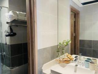 Chính chủ cần bán cc cao cấp 2pn 53m2 tại khu đô thị ecopark, giá tốt. có thể thương lượng giá.