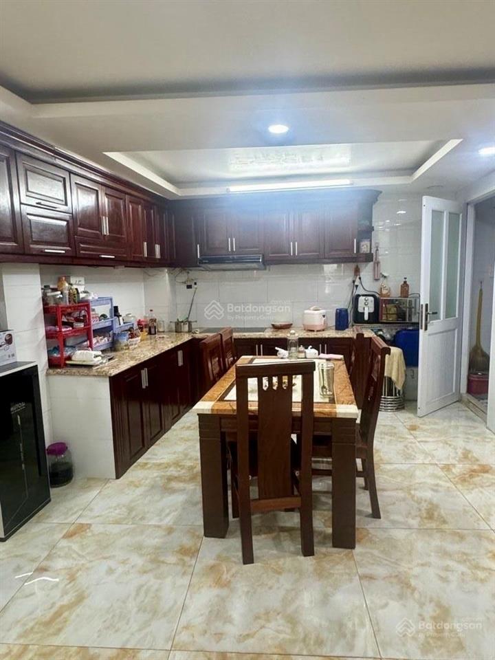 Cực hiếm  lý thường kiệt vách quận 10  nhà 5 tầng  ngang 5.4 khủng  đường xe tải thông  sổ đẹp