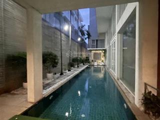 Cực hiếm ! biệt thự ngay hoàng văn thụ quận tân bình  750 m²  hầm xe thang máy hồ bơi đầy đủ