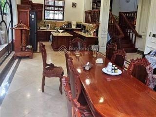 Biệt thự đẳng cấp phú mỹ hưng quận 7  270 m² ngang (15x18)m  siêu phẩm cực kỳ hiếm bán