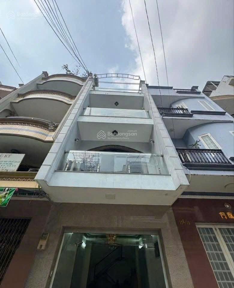 Gấp bán  giảm 2.6 tỷ  dương đình nghệ  công viên lãnh bình thăng quận 11  nhà 4 tầng