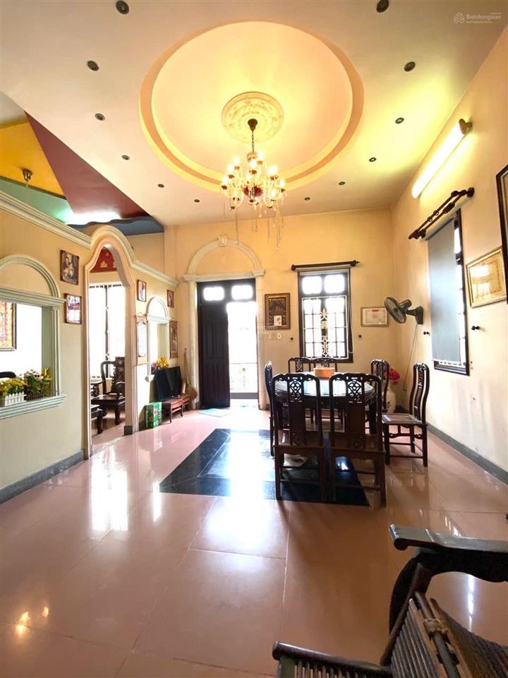 Biệt thự đẳng cấp  khu sân bay tân sơn nhất  có hầm xe  266 m² ngang (8x33.5)  cực hiếm