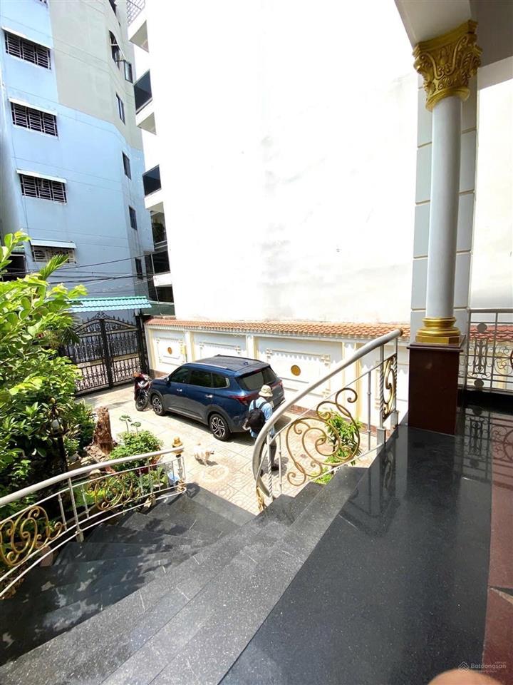 Biệt thự đẳng cấp  khu sân bay tân sơn nhất  có hầm xe  266 m² ngang (8x33.5)  cực hiếm