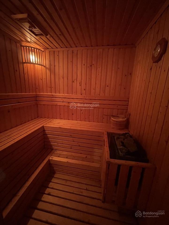 Cực hiếm! biệt thự ngay hoàng văn thụ quận tân bình  750 m²  hầm xe thang máy hồ bơi đầy đủ