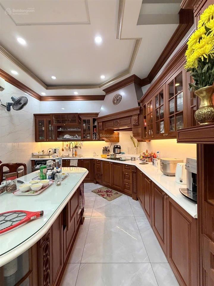 Khu vực chỉ 1 căn biệt thự  ngay lý thường kiệt  nhà mặt phố  ngang 8.4m bề thế