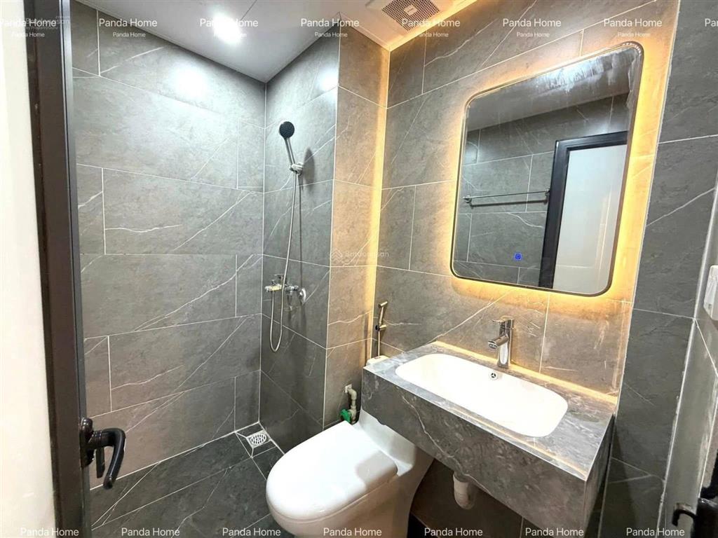 Cho thuê căn hộ studio ban công lớn full nội thất gần sân bay cv hoàng văn thụ quận tân bình