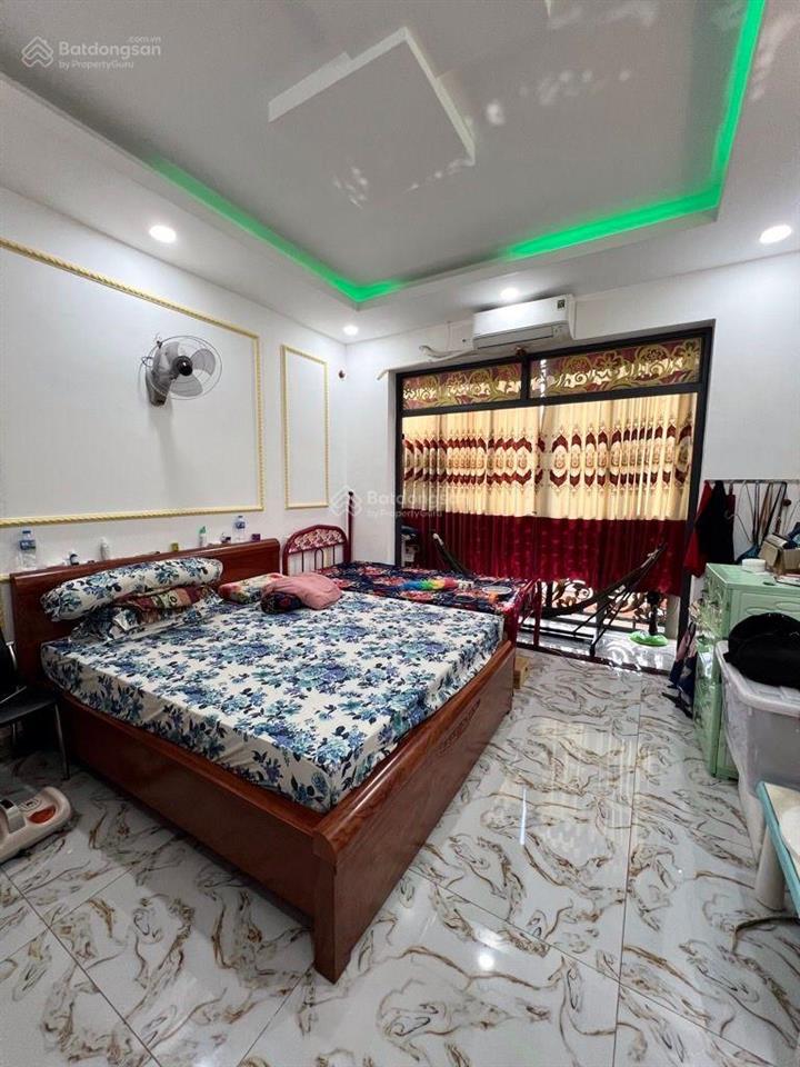 Bán nhà 2 mặt tiền sát cầu hậu giang q6 4 x 16 ko lộ giới 4 tầng nhà mới đẹp giá 8,x tỷ