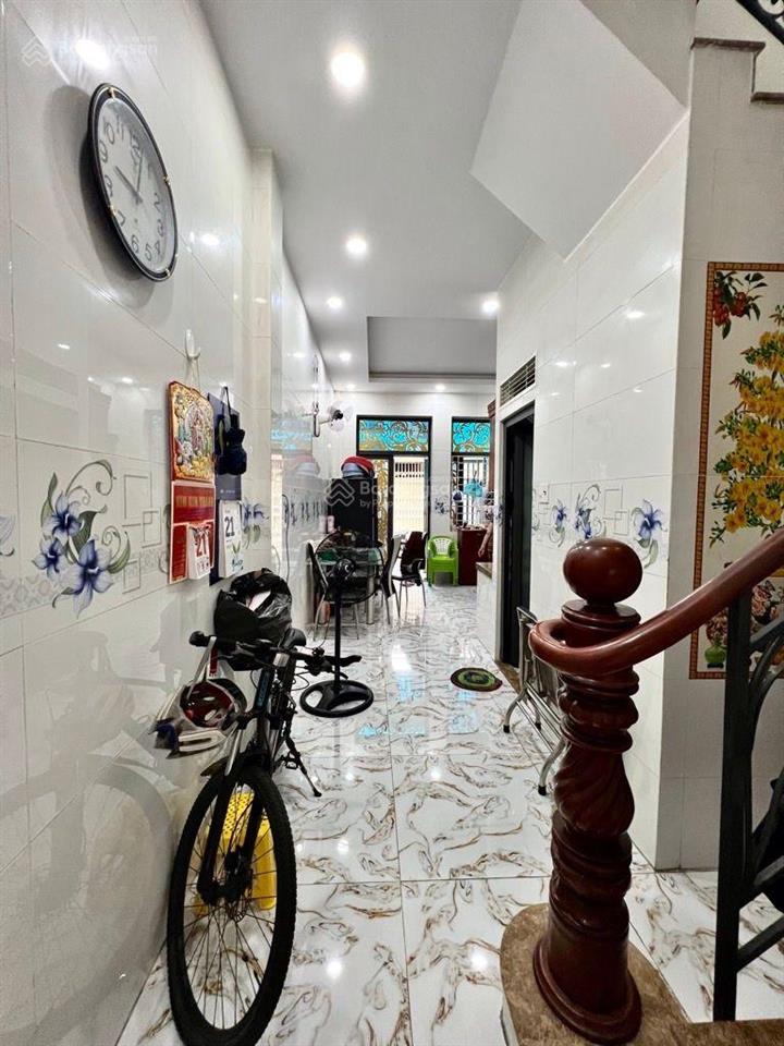 Bán nhà 2 mặt tiền sát cầu hậu giang q6 4 x 16 ko lộ giới 4 tầng nhà mới đẹp giá 8,x tỷ