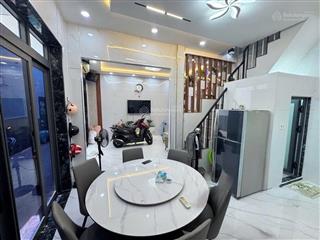 Bán nhà mới đẹp ở ngay lý chiêu hoàng q6 chỉ 4,3 tỷdt 7 x 62 tầng