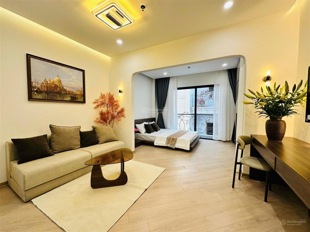 Bán tòa nhà ccmn, chdv dòng tiền ngã tư sở, đống đa, 7 tầng thang máy gần, ôtô, đủ pccc