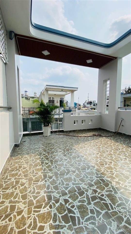 Nhà mới lk 45, dt 64m(4x16), hẻm 8m thông, 3 tầng 3pn 4wc, ko qh, ko lộ giới nhỉnh 5ty xíu