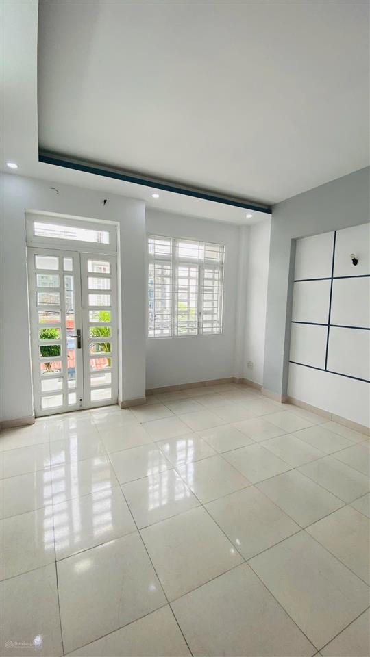 Nhà mới lk 45, dt 64m(4x16), hẻm 8m thông, 3 tầng 3pn 4wc, ko qh, ko lộ giới nhỉnh 5ty xíu