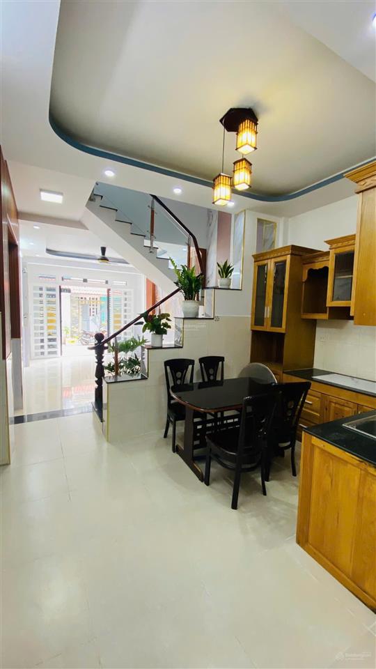 Nhà mới lk 45, dt 64m(4x16), hẻm 8m thông, 3 tầng 3pn 4wc, ko qh, ko lộ giới nhỉnh 5ty xíu