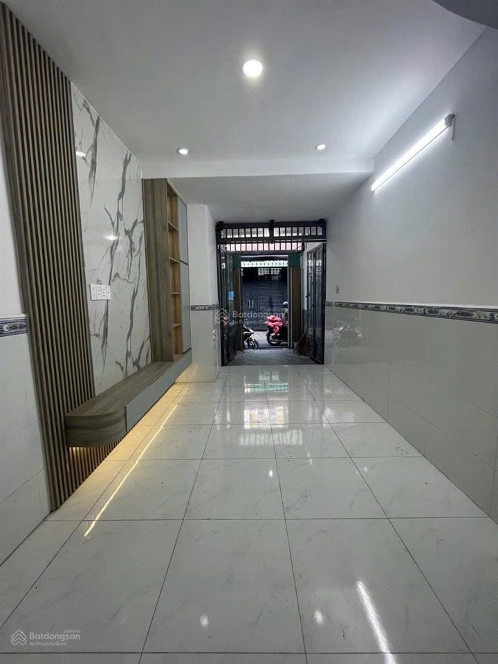 Trệt lầu 2pn 2wc  hẻm xe hơi 1 trục nguyễn văn lượng, p17 cũ  ngay lotte mart