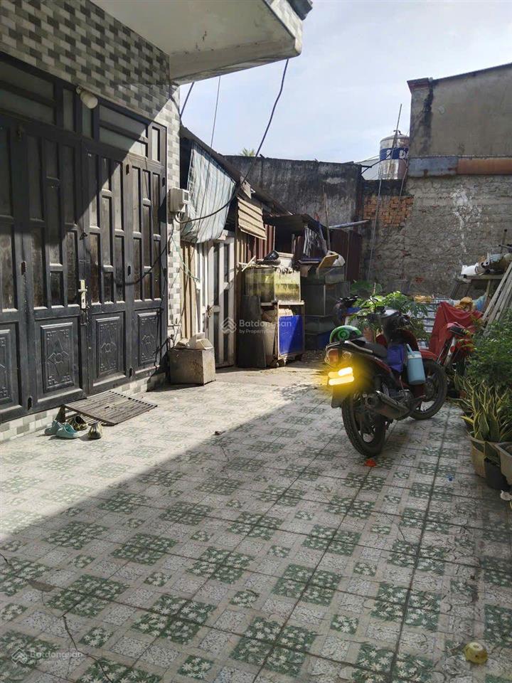 Tô ngọc vân quận 12  đất 200m2 8x25 full thổ cư  hẻm trước 4m gần mặt tiền  chỉ 6,99 tỷ