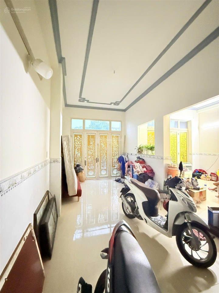 Thạnh lộc 19, q12, ngay chợ cầu đồng  3 tầng, 117m2 8x15m  hxh hẻm thông  chỉ 6,6 tỷ