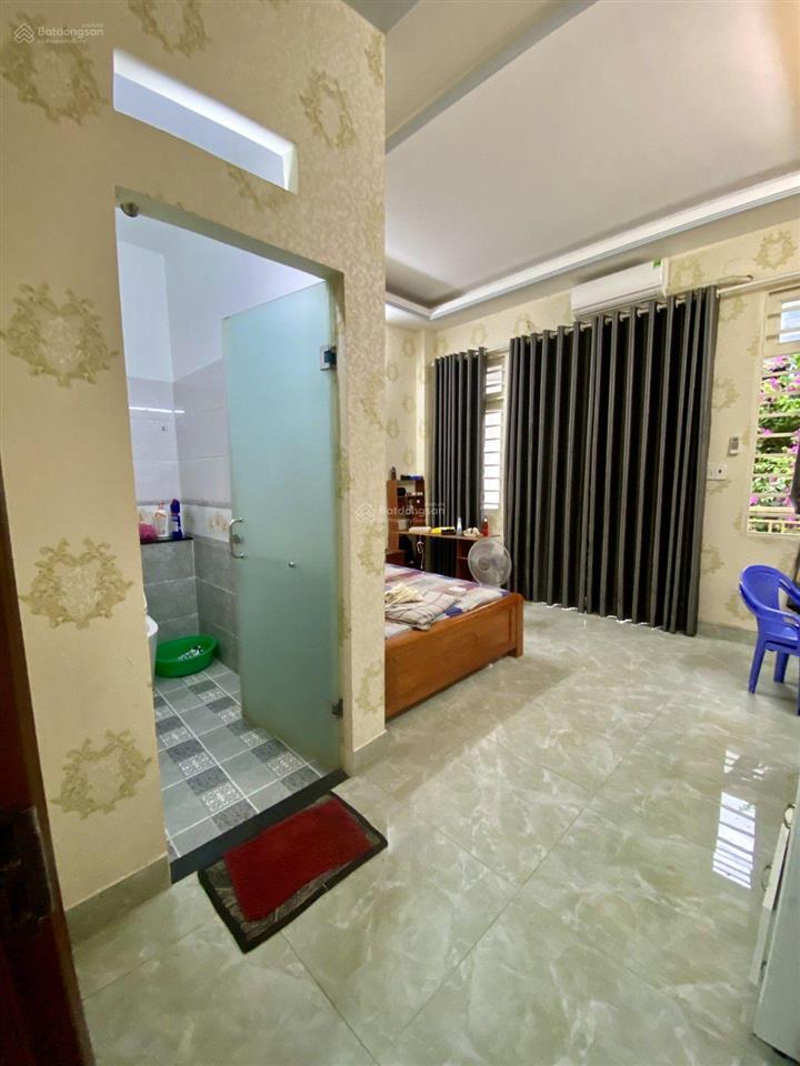 Tân chánh hiệp 3 quận 12 ngay chợ  4 tầng 60m2 4,5x13,5  hxh thông  chỉ 5,8 tỷ