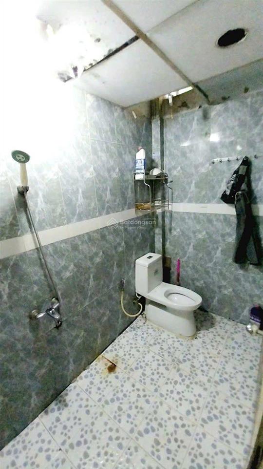 Gấp bán giảm 600tr còn 4,89 tỷ  lê thị riêng, q12  cấp 4, 134m2, 4x33,5m  hxt tránh