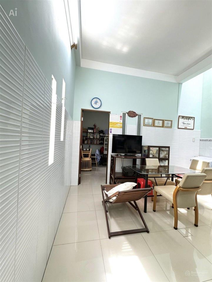 Gấp bán giảm 650tr còn 4,3 tỷ  thới an 22 q12  2 tầng 70m2 4,5x16  hẻm xe hơi.