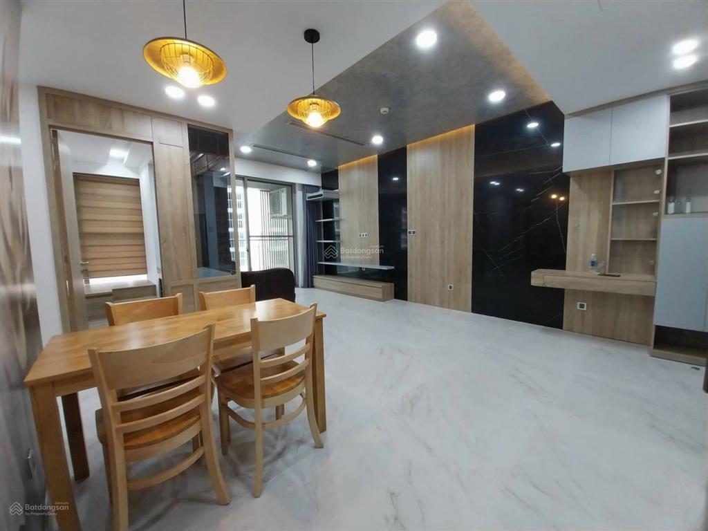 Chủ cần bán gấp ch midtown m7phú mỹ hưng80m2,2pn.giảm sâu8.5 tỷ tl.  0768 727 *** em hải đăng