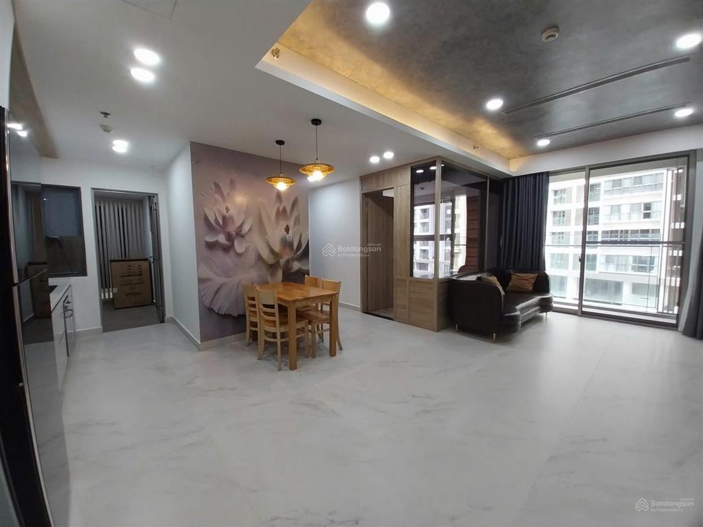 Chủ cần bán gấp ch midtown m7phú mỹ hưng80m2,2pn.giảm sâu8.5 tỷ tl.  0768 727 *** em hải đăng
