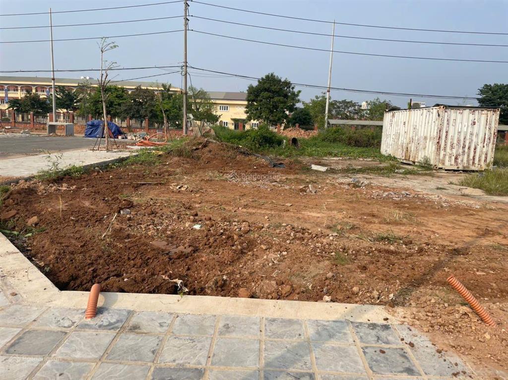 Cắt lỗ 200 triệu ô góc 128m đất đấu giá trung tâm phúc thọ chỉ còn 4,946 tỷ