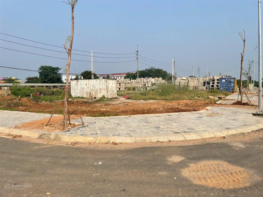 Cắt lỗ 200 triệu ô góc 128m đất đấu giá trung tâm phúc thọ chỉ còn 4,946 tỷ