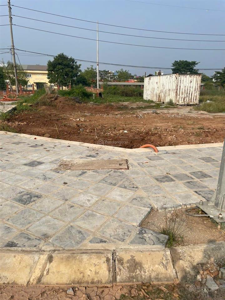 Cắt lỗ 200 triệu ô góc 128m đất đấu giá trung tâm phúc thọ chỉ còn 4,946 tỷ