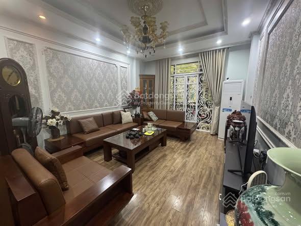 Bán nhà dịch vụ giếng sen, la khê, hà đông  50m² x 5 tầng  kinh doanh tốt, nhỉnh 15 tỷ