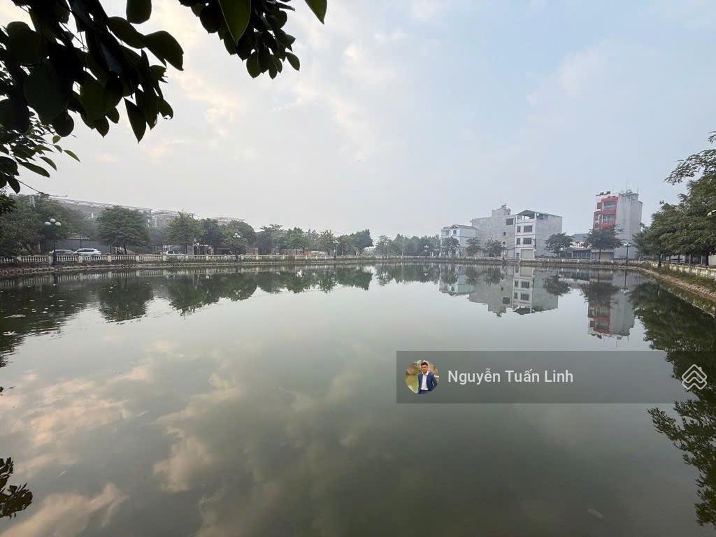 Vip !lô góc 47m2 thôn nhuế, kim chung siêu đẹp  đường thông, ô tô tránh  view hồ điều hoà