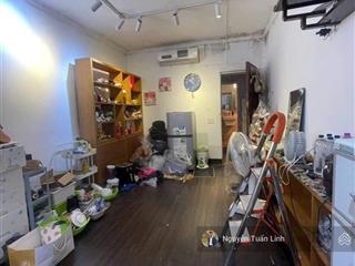 Căn tập thể 40m2 tầng 3 thị trấn đông anh  ngay sau diệp linh plaza  đỗ xe tiện lợi