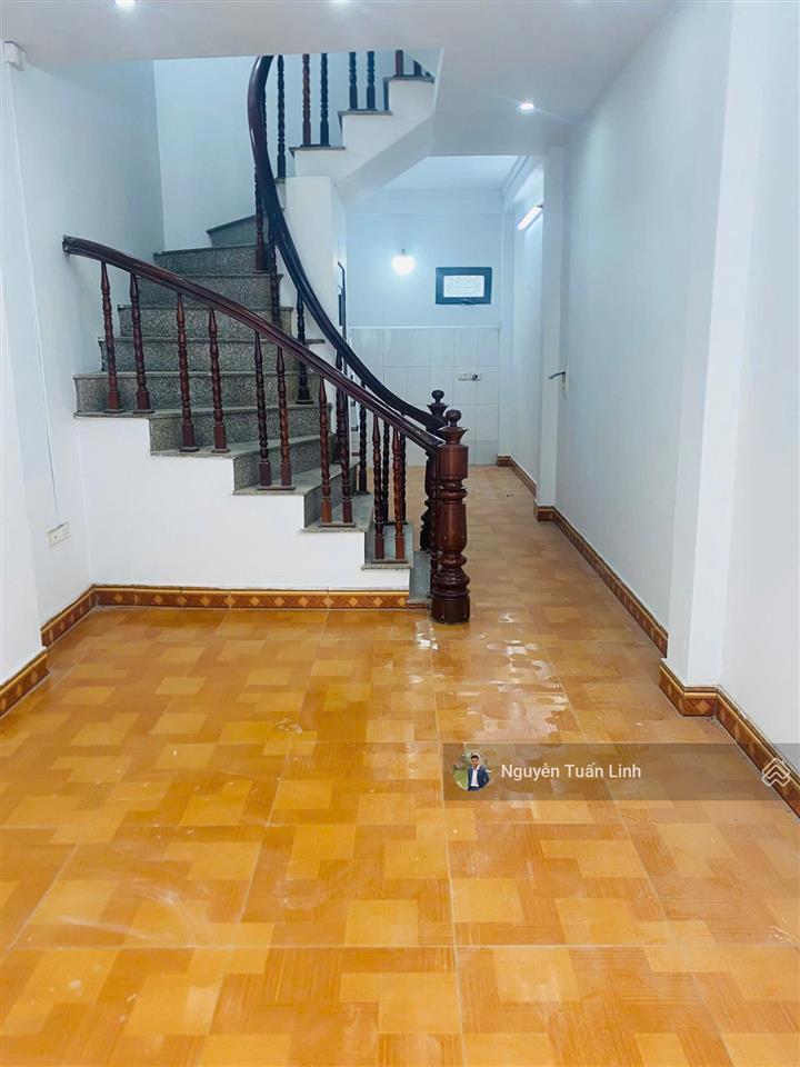 Nhỉnh 4 tỷ có ngay căn nhà 4 tầnghải bốiđông anhhà nội, ô tô 5 chỗ đậu cửa