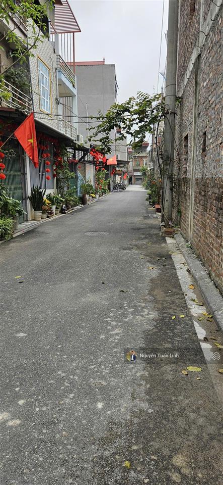 Bán nhà 44m2 chợ kim, nguyên khê  ngõ thông ô tô  tiện ích đầy đủ