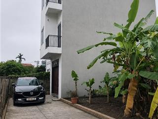 Nhà 3 tầng 41m2  đường gần 4m ô tô đỗ cửa tại đường nhạn, xuân nộn  sát hồ điều hoà