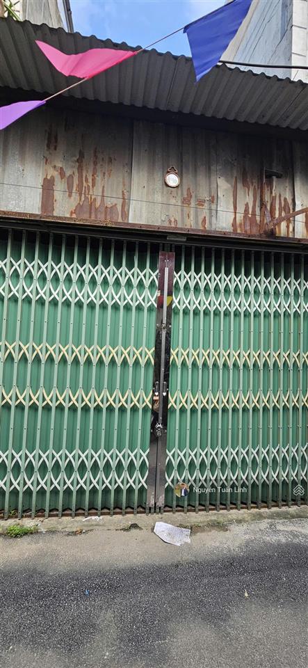 Bán 42m2 nhà vân trì  sát mặt phố 23b  vị trí trung tâm