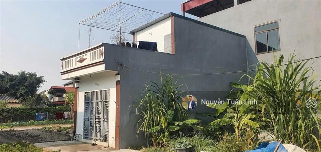 Bán nhà 2 tầng xuân nộn  nhỏ tiền  vios đỗ cửa