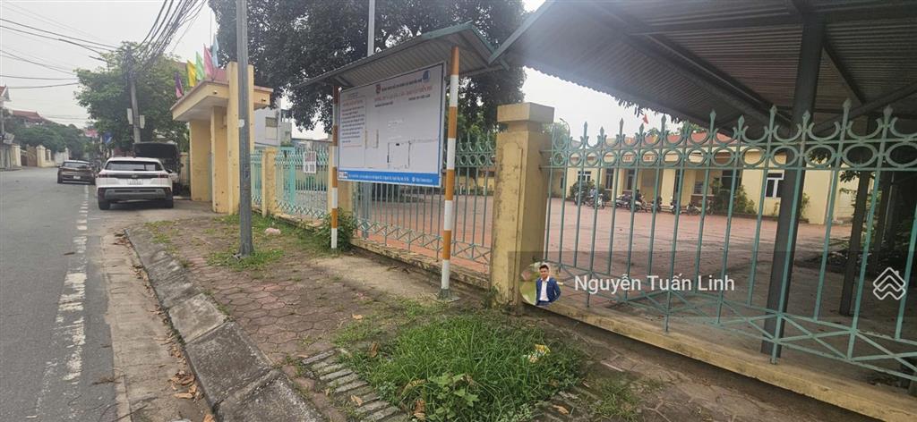 Nhà 3 tầng 40m2  ô tô đỗ cửa, mặt tiền rộng tại nguyên khê, đông anh