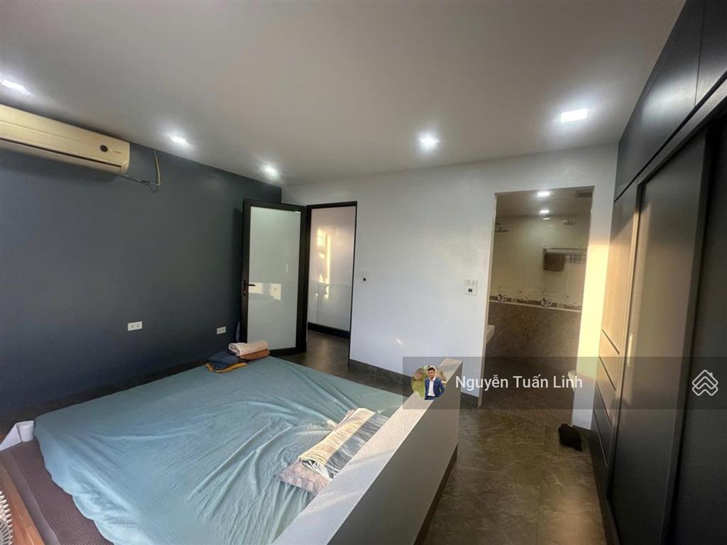 Nhà 3 tầng 40m2  ô tô đỗ cửa, mặt tiền rộng tại nguyên khê, đông anh