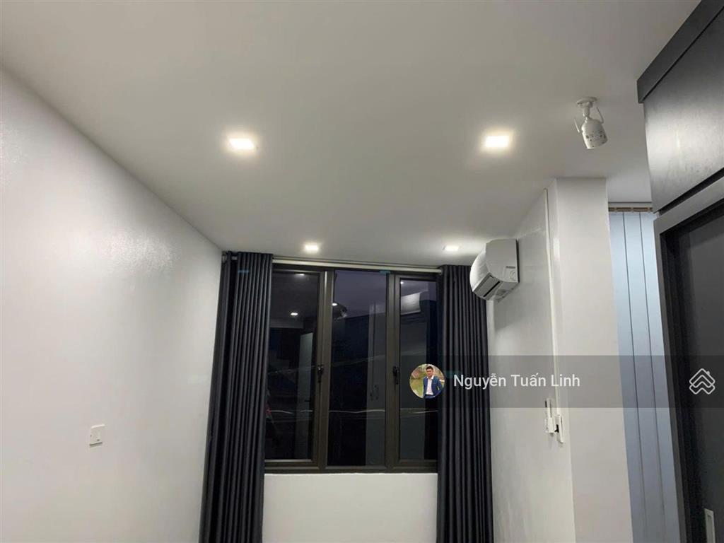 Nhà 3 tầng 40m2  ô tô đỗ cửa, mặt tiền rộng tại nguyên khê, đông anh
