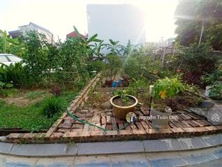 Đất vàng 45m2 thôn đoài, nam hồng  vuông vắn  ngõ ô tô 7 chỗ