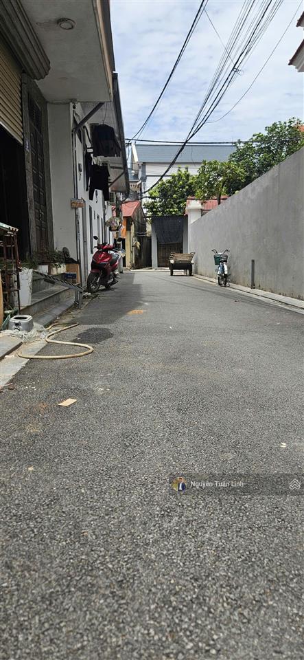 Đất vàng 56,2m2 thôn bầu, kim chung  ngõ 4m ô tô  ra vào  dân cư sầm uất