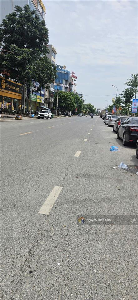 Đất vàng 56,2m2 thôn bầu, kim chung  ngõ 4m ô tô  ra vào  dân cư sầm uất