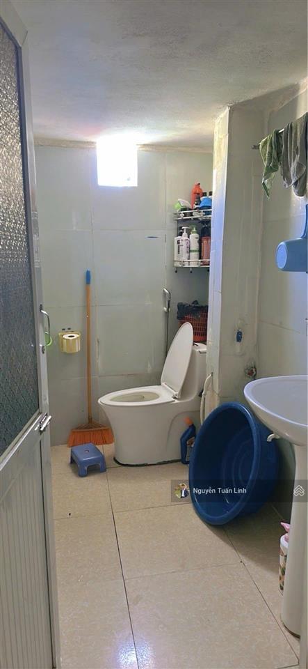 Bán nhà 3 tầng 30m2 trục kinh doanh thôn đìa, nam hồng, đường thông ô tô tránh