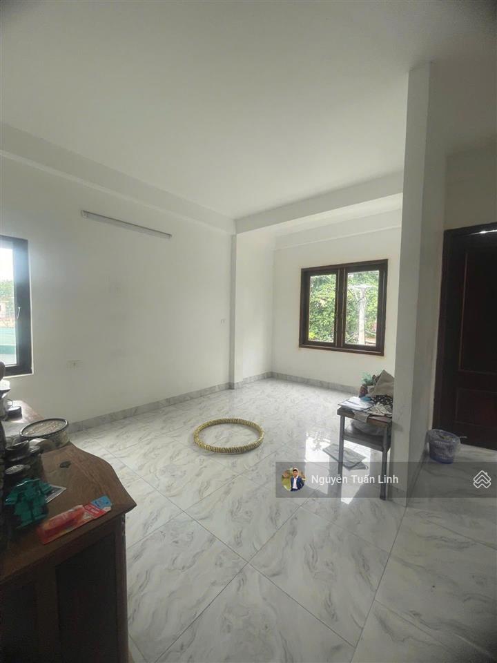 Nhà 4 tầng 55m2 thị trấn chi đông nhà mặt tiền, kinh doanh, ô tô tránh