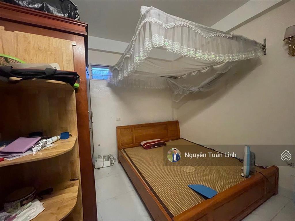 Nhà 2 tầng 40m2 trung oai, tiên dương 5 phút vào nội thành tặng nội thất