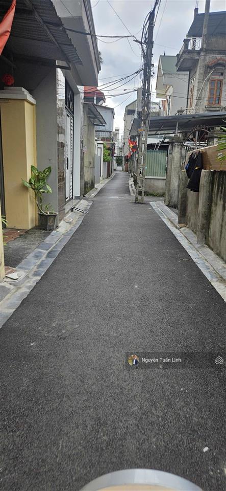Nhà 2 tầng 40m2 trung oai, tiên dương 5 phút vào nội thành tặng nội thất