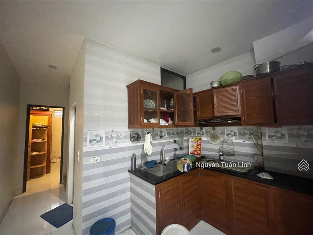 Nhà 2 tầng 40m2 trung oai, tiên dương 5 phút vào nội thành tặng nội thất