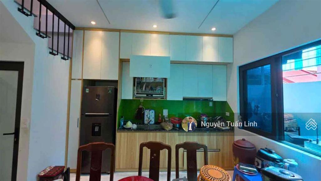 Nhà 3 tầng 50m2 quan âm, bắc hồng  gần hồ quan âm  ô tô con đỗ cửa