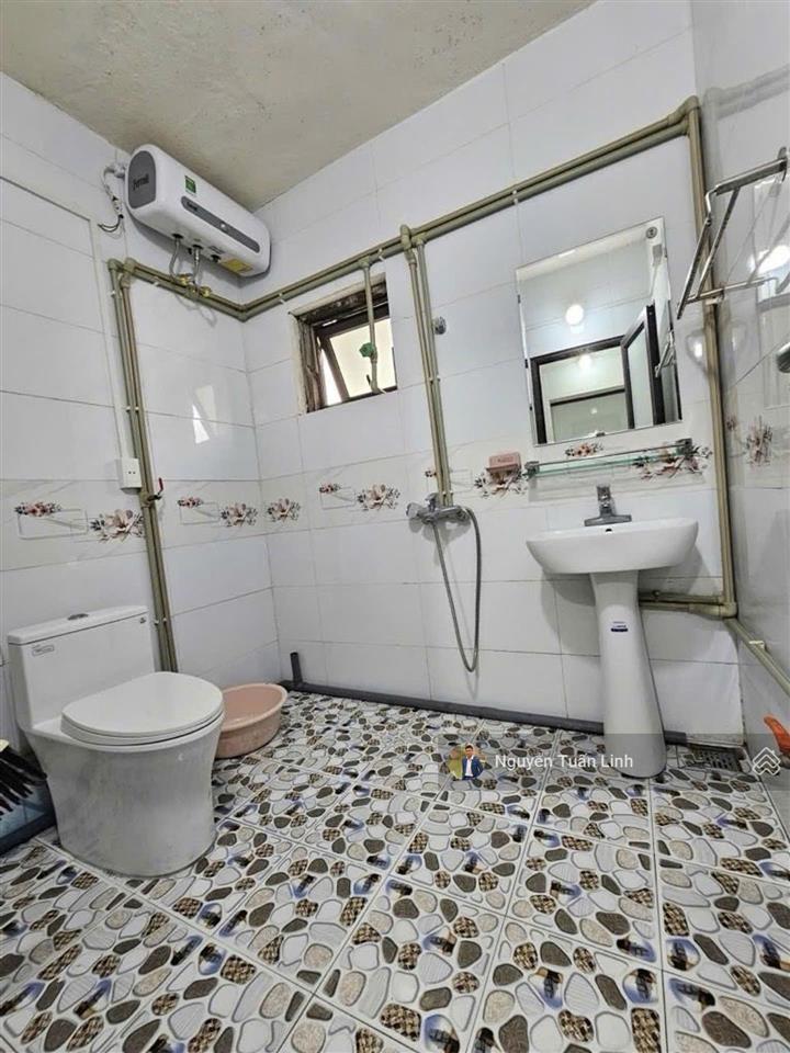 Hiếm! tập thể 45m2 (2 ngủ) tt đông anh  sát chợ, dân cư sầm uất