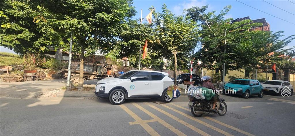 Bán nhà sân vườn 211m2 mạch lũng, đại mạc  giá tuyệt chủng  tiện ích đầy đủ